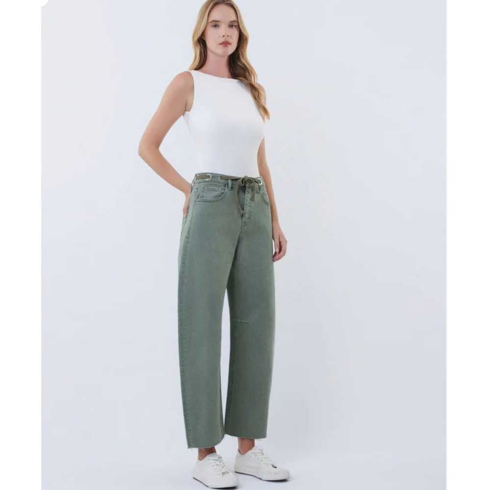 Vervet OlivE Super High Rise Drawstring WB Wide Barrel Jeans‎ Size 24